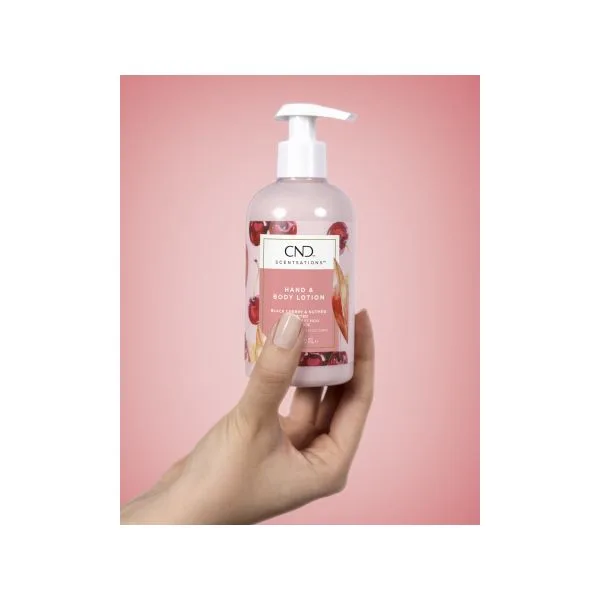 Scentsations Black Cherry & Nutmeg Lotion 245 ml - Billede 3